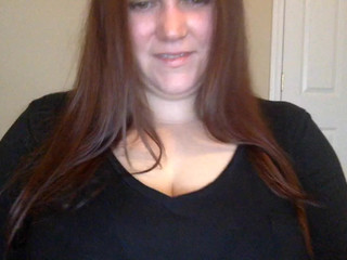 bellabewitch shows pussy