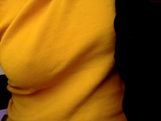 beautifullanabelle busty kitty sucking penis