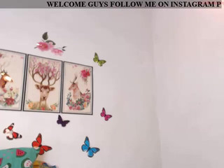 anal_tastty cute chick jerking her pussy with a phallus