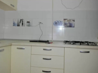 sarahadams busty chick talks in french