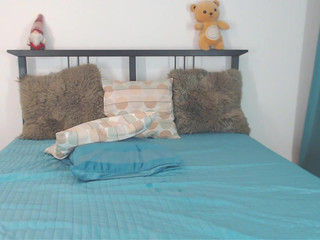 sansaxx nude cutie shows juicy charms