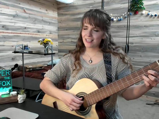 harperthefox shy slut pulls juicy cunt