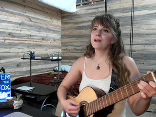 harperthefox shrew fatty masturbates sex toy