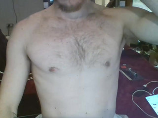 jaxxxs2828 chubby mare in honor of the holiday shows its bust