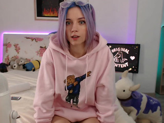 MyLittleRain black-haired prank masturbates with a vibrator