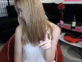 BaileyRayne Hot brunette