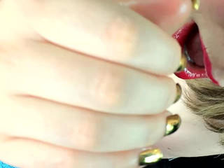 812goldnails.hj.cim.endrpt.slomo120fps.1280x720 hot lady passionately pulls pussy