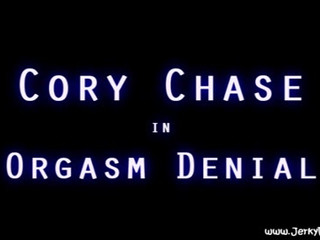 jerkywives  attractive cockroach shows tanned body