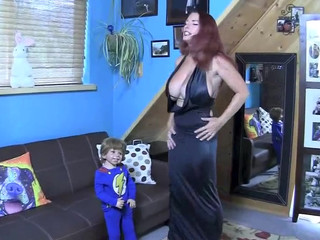 goldie blair adorable chick pulls the vagina with fingers