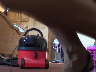 kelly hart & busty lady masturbates the front cap with a sex toy