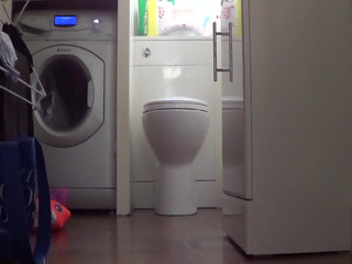 kelly hart & flows from all holes