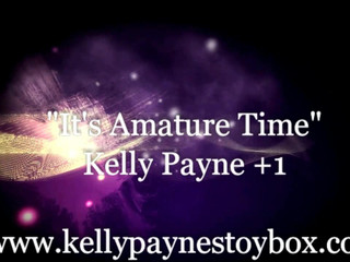 kelly payne busty latina masturbates with a pussy