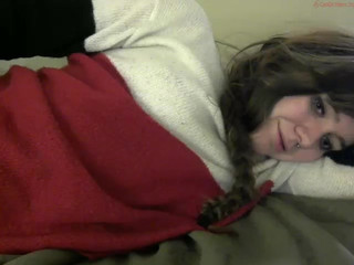 sexysally  housewalker reveals her delicious body