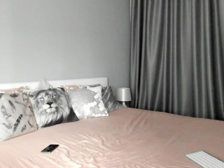 moniqueeass  pretty woman undressed in front of the camera and masturbates in the chair