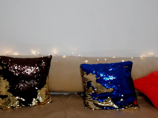 _little__princess  hot brunette girl passionately jerks off her cunt