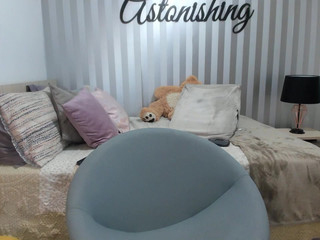 dani_moore  moans sweetly