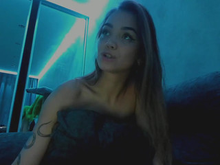 tia__moon  girls finish with squirt