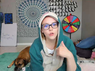 syndica Peppy young lady