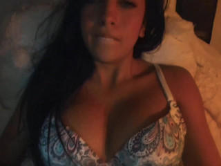 noemibcnz beautiful blonde girl shows naked body