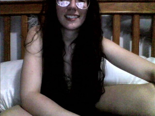 nerdygirl30 sexy chick fingering pussy