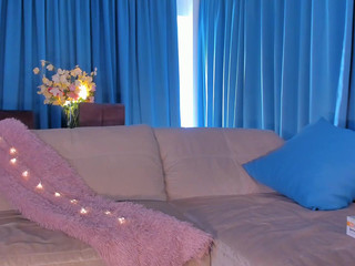 eves_bodyxxx slutty bitch masturbates cunt