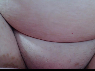 sharon_amore fluffy bitch with glasses masturbates pussy