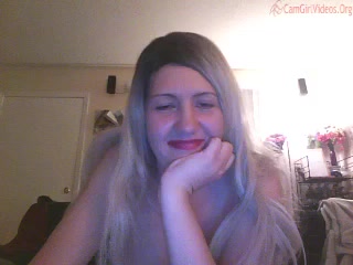 sexirachael seductive babe shows boobs