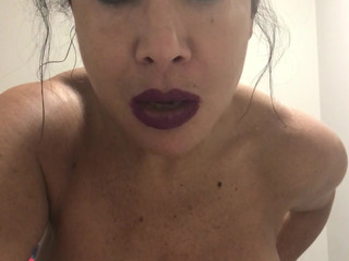 Nicole_DuPapillon chic hot striptease