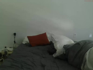 zakfuckschloe mature bitch fucks both slots hard