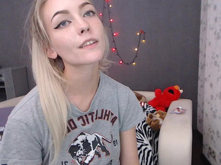 sexy__valeria Blonde trash