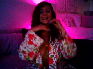 sweetumspie slut slut twirling elastic ass