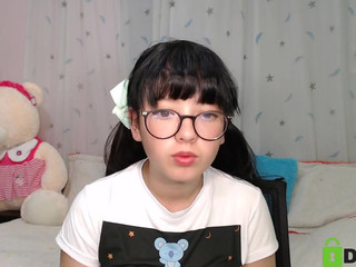 maru_chan_ luxurious slut fucks shaved cunt