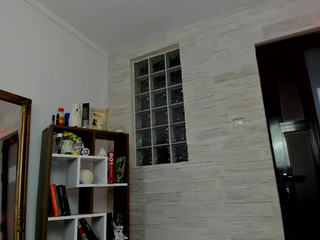 annemarie1996 jerking on the bed