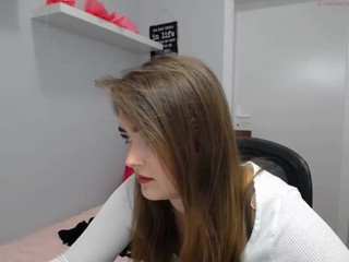 silvia_ami very small narrow cap