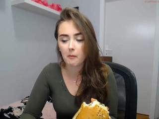 silvia_ami cute slut jumps on a dildo