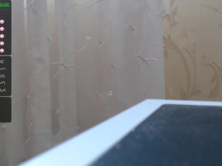 shy_t33nager sexy mare passionately masturbates pussy