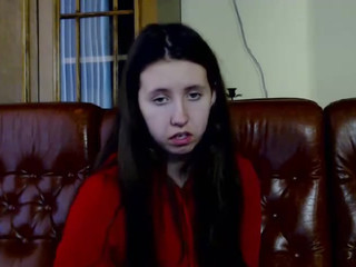 shelli_ cute bitch shows off her gorgeous body