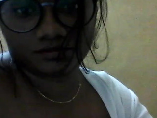 lea9999 adult mare jerks both holes with fingers