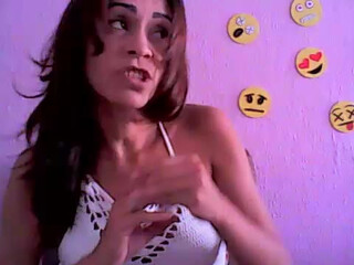 1yummyxdanda crazy beauty takes off her red dress