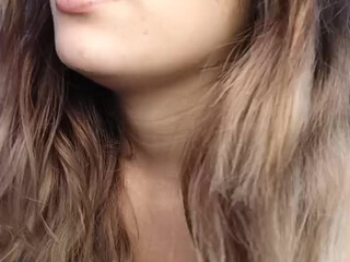Aangy766 beautiful lady shows gorgeous body