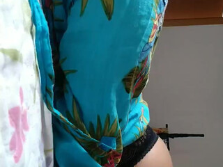 Alitasexy a dolly shows her chest