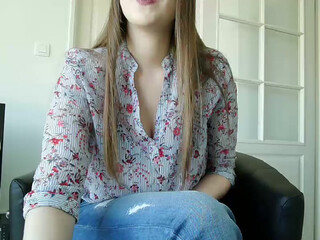 beryl59 fun Pregnant chick