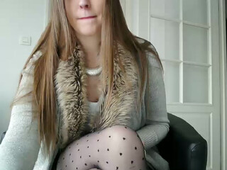 beryl59 fun Beautiful chick