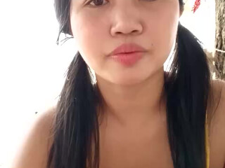 Bella nasty blonde hairstyle fingering shaved cunt