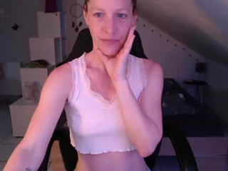 blueeye girl Impressive Bix