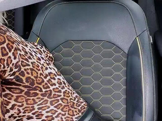 Bunny vic charming swiver touches pussy dildo