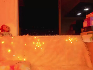 Dayaanna Exciting damsel