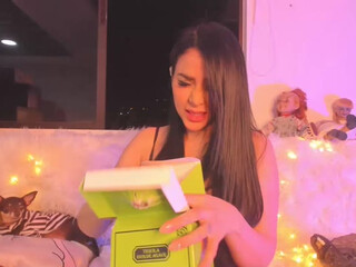 Dayaanna Black-haired woman