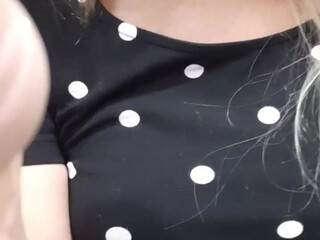 Dzintars fun Young redhead