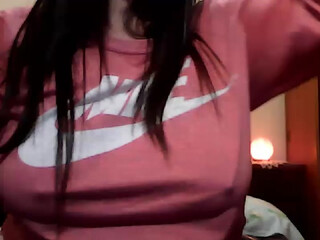 Fernandahi plump bitch creases her boobs